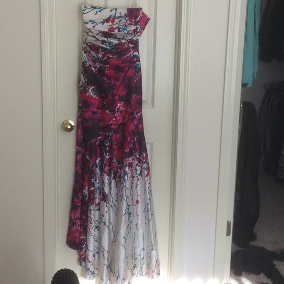 Floral Mermaid Gown - Picture 4 of 8